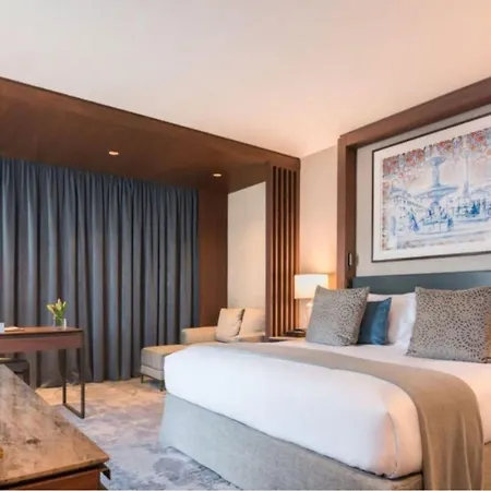 Intercontinental By Ihg Otel 5*