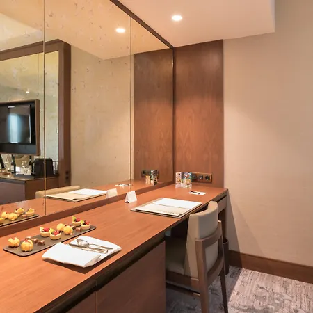 Intercontinental By Ihg Hotel