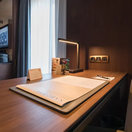 Intercontinental By Ihg 5*