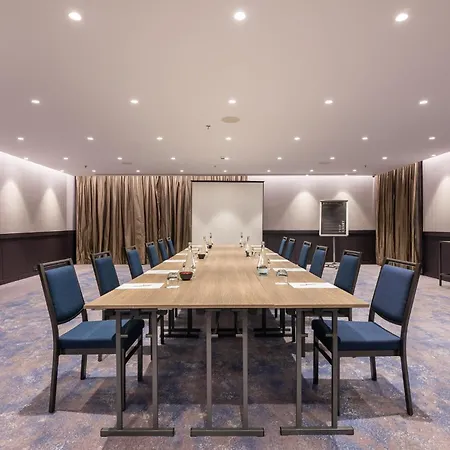 Intercontinental By Ihg 5*