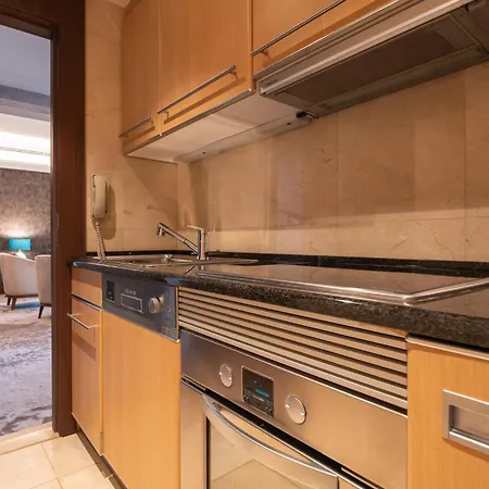 里斯本洲际酒店 5* Lisboa