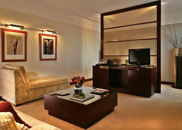 Intercontinental By Ihg Hotel