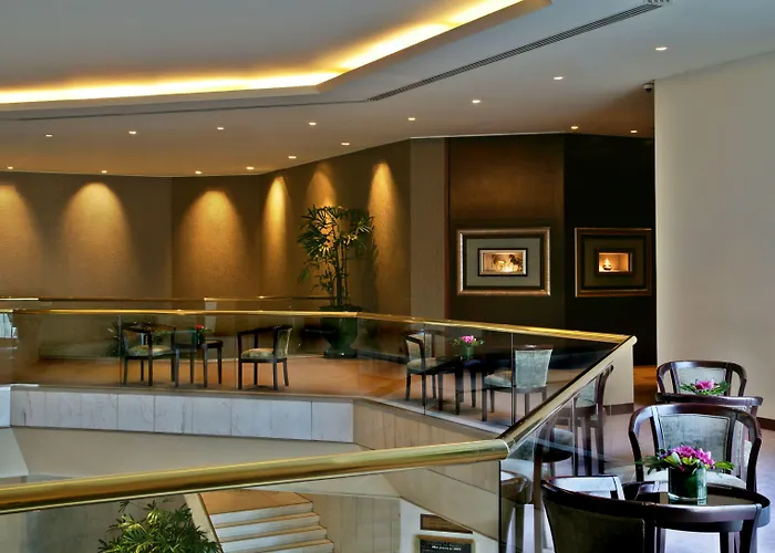 Intercontinental By Ihg Szálloda