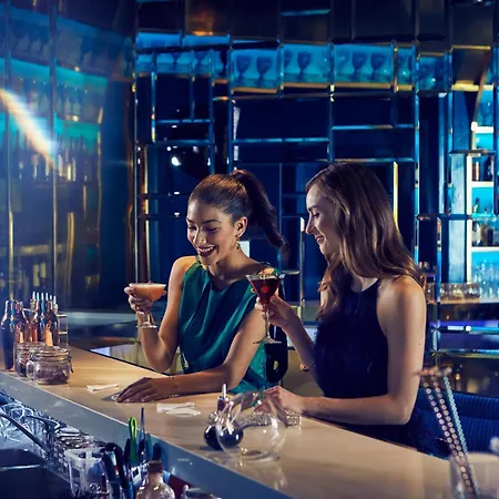 Intercontinental By Ihg Отель